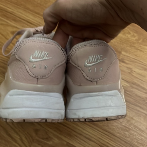 Pink Nike Air - Picture 3 of 4